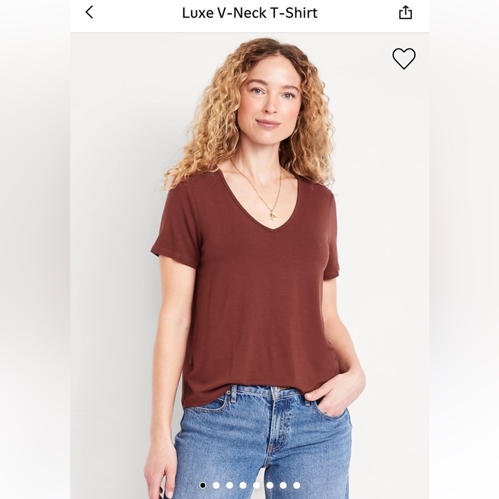 Like New Old Navy Luxe V-Neck T-Shirt in Burgundy Maroon Size Large